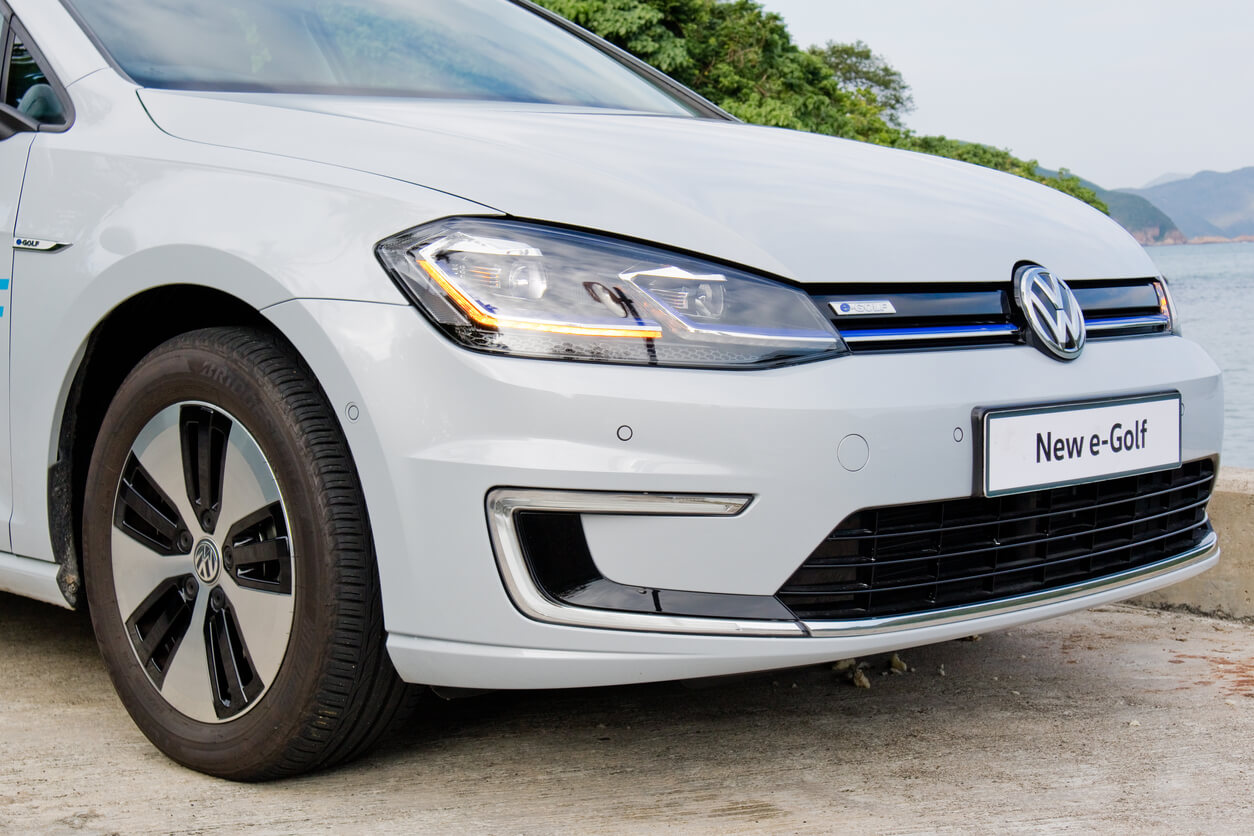 Costs to Replace an EV Battery and How to Avoid It